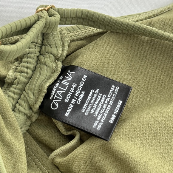 Green One Piece - Picture 3 of 3